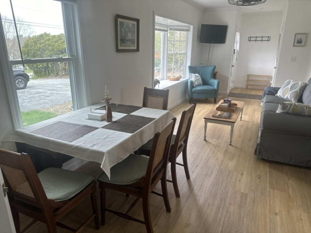 2 Bedroom Furnished Rental in Noank Village, Groton