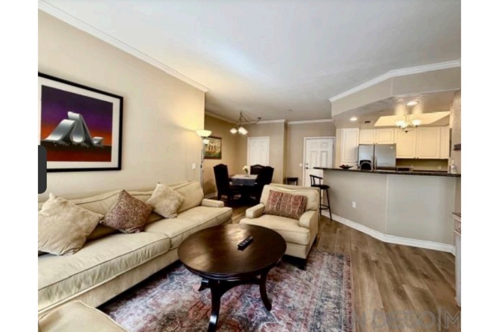 2-Bed/2-Bath in prime location of La Jolla!