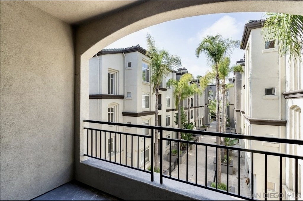 2 BR Furnished Rental in La Jolla, La Jolla (LJ-9293)