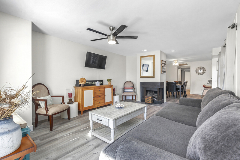 2 bedroom PB Condo